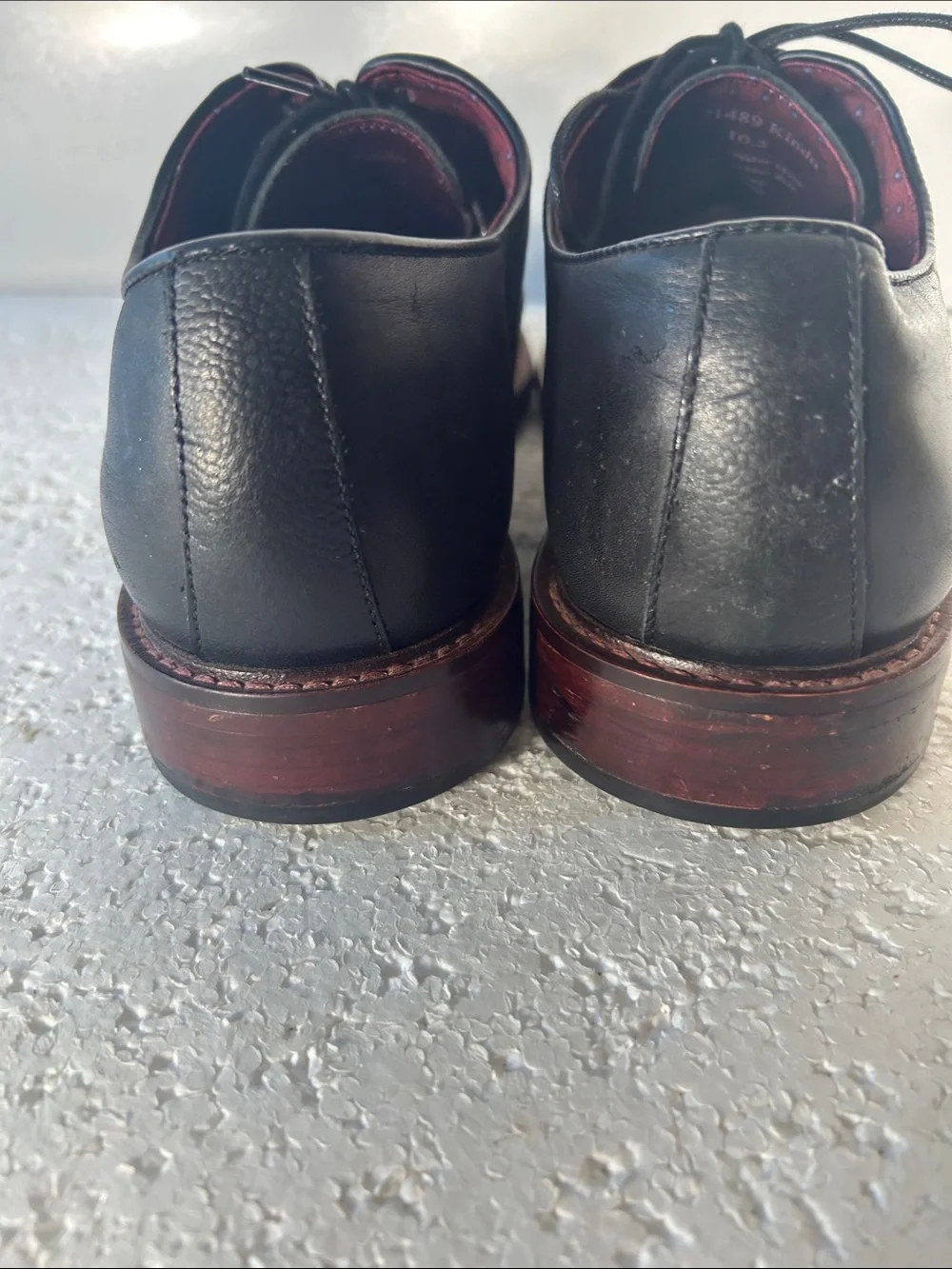 Aston Gray SZ 10.5 Black Leather Oxford Shoe Timeless Office Formal Professional